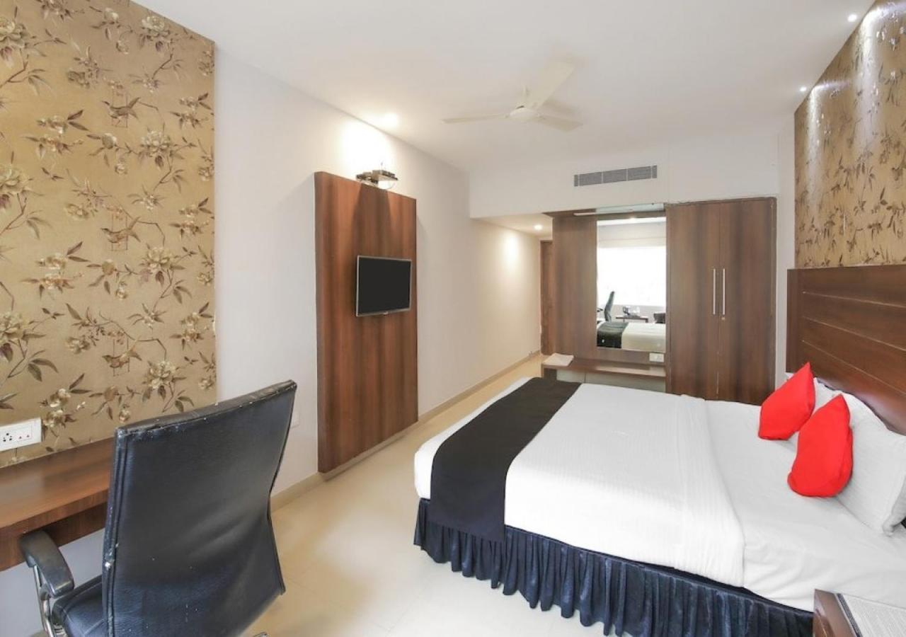 Fabhotel Dawn Mysore Bagian luar foto